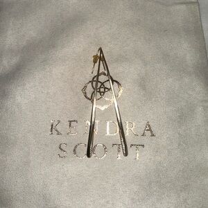 kendra scott kobe earrings